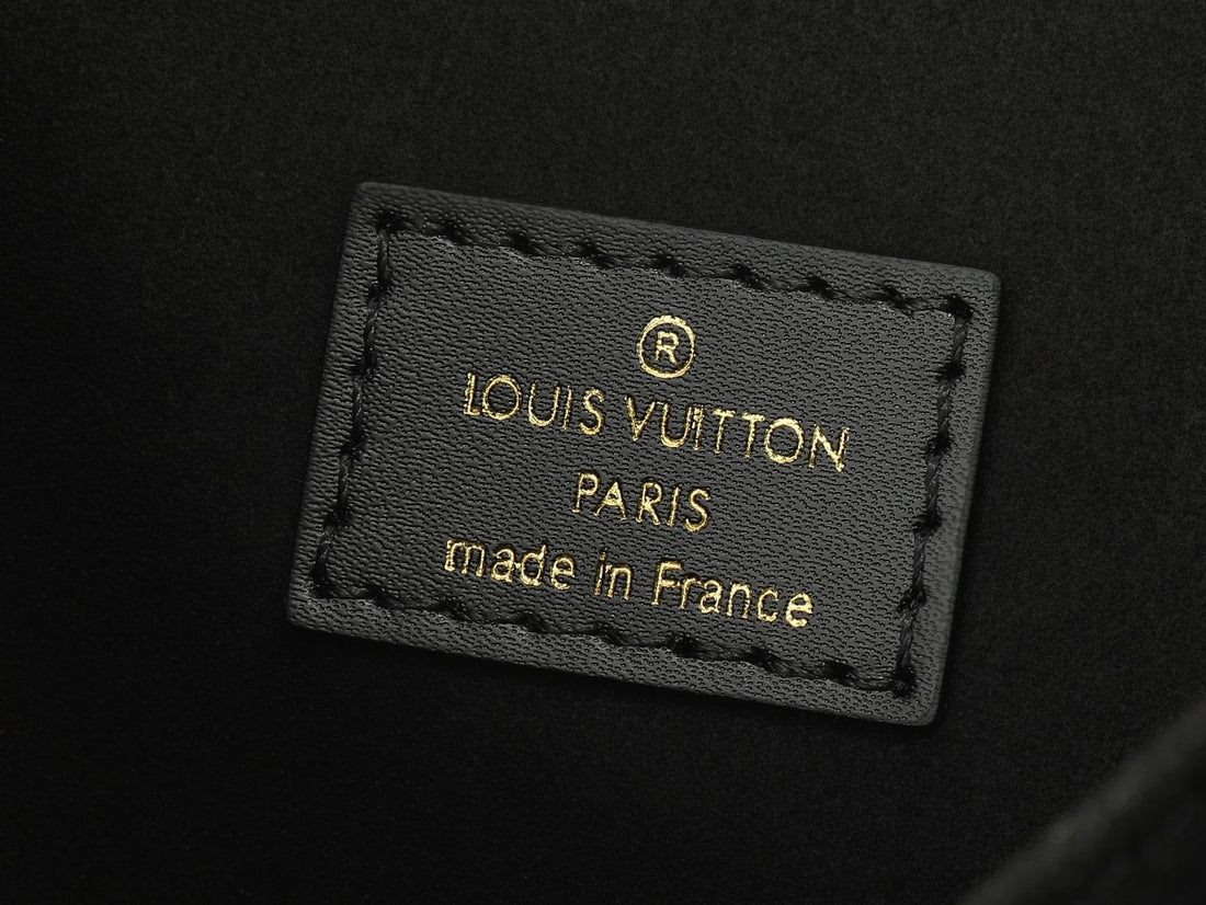 Luxury LV Pochette Métis - Reverse