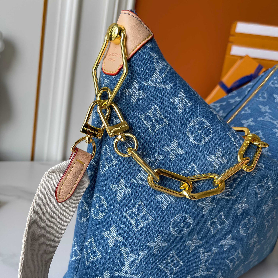 Luxury LV Coussin Hobo MM - Denim