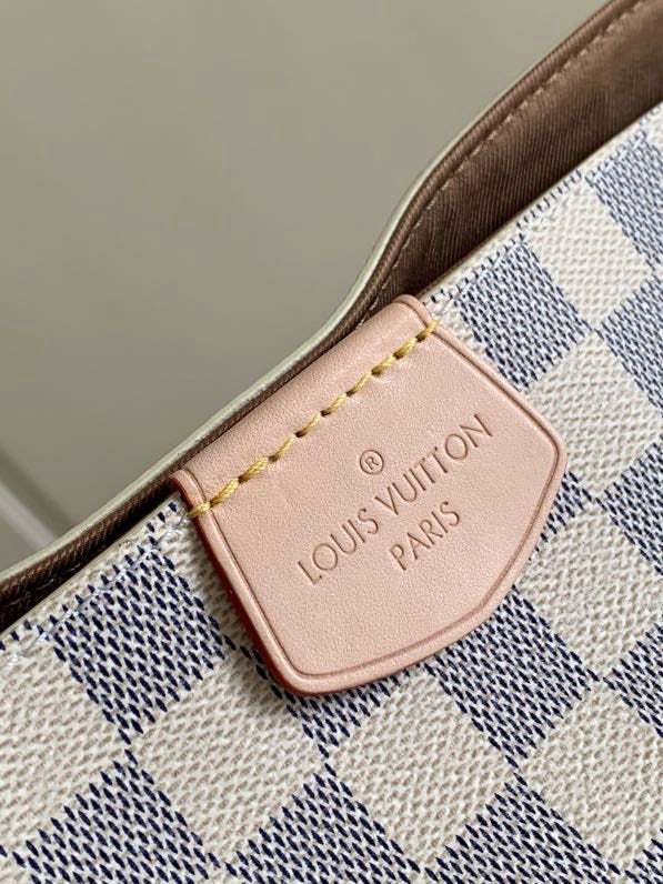 Luxury LV Shoulder Bag - Light Beige