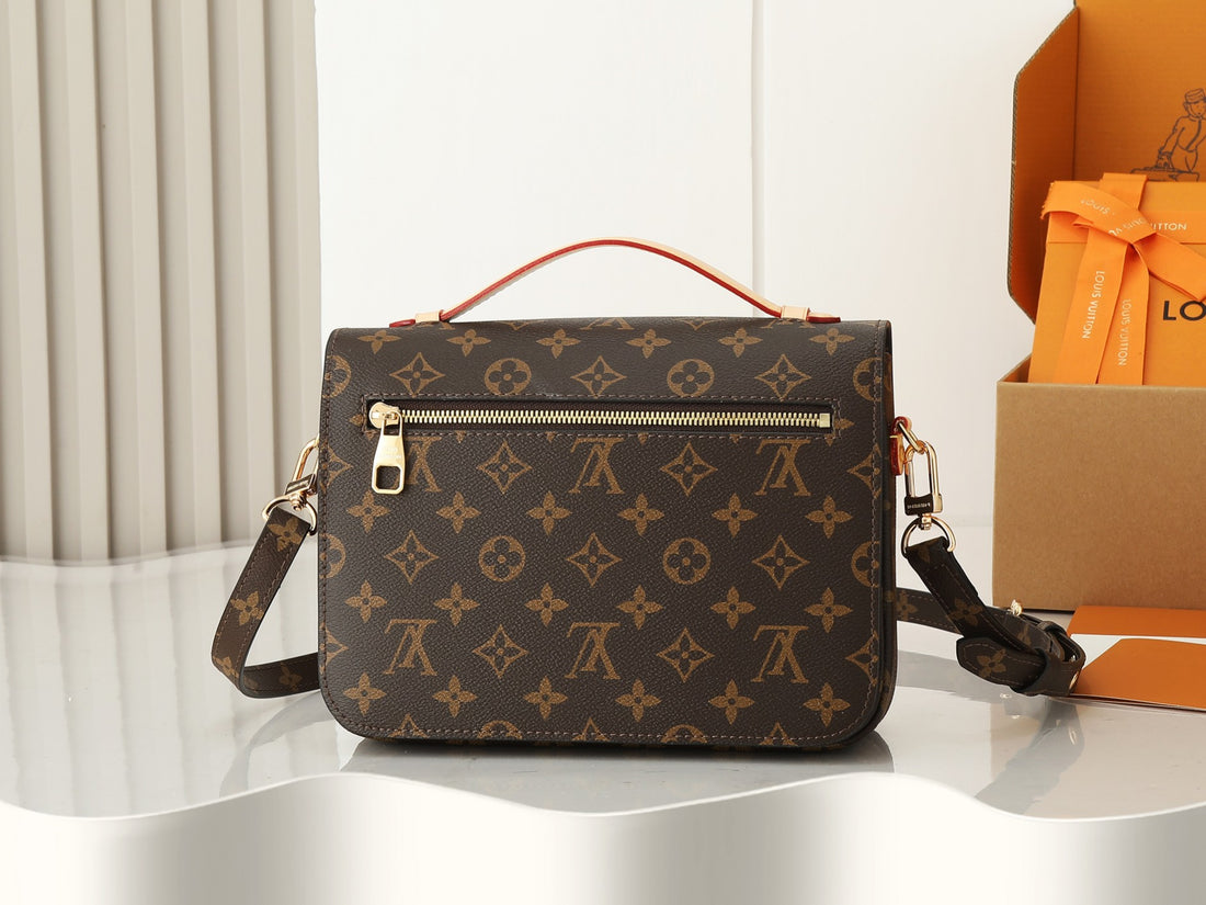 Luxury LV Pochette Crossbody Bag- Brown
