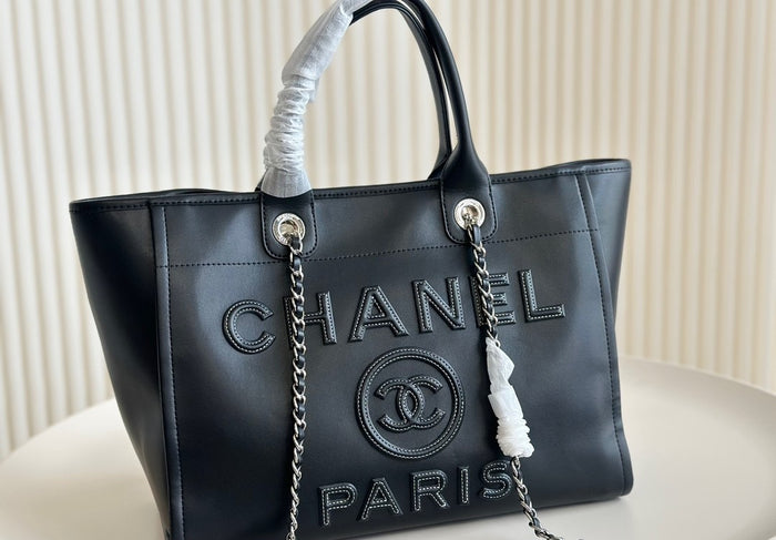 Chanel Shopping Tote - Black