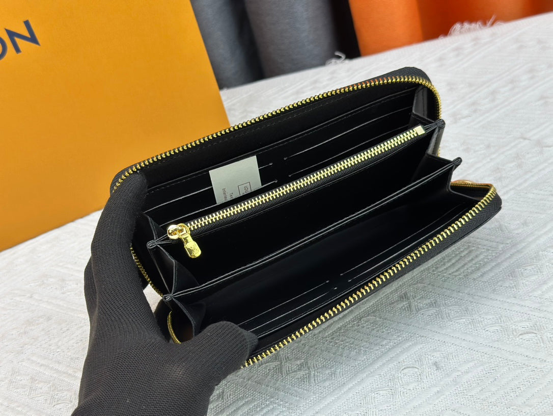 Luxury LV Zippy Wallet Vertical