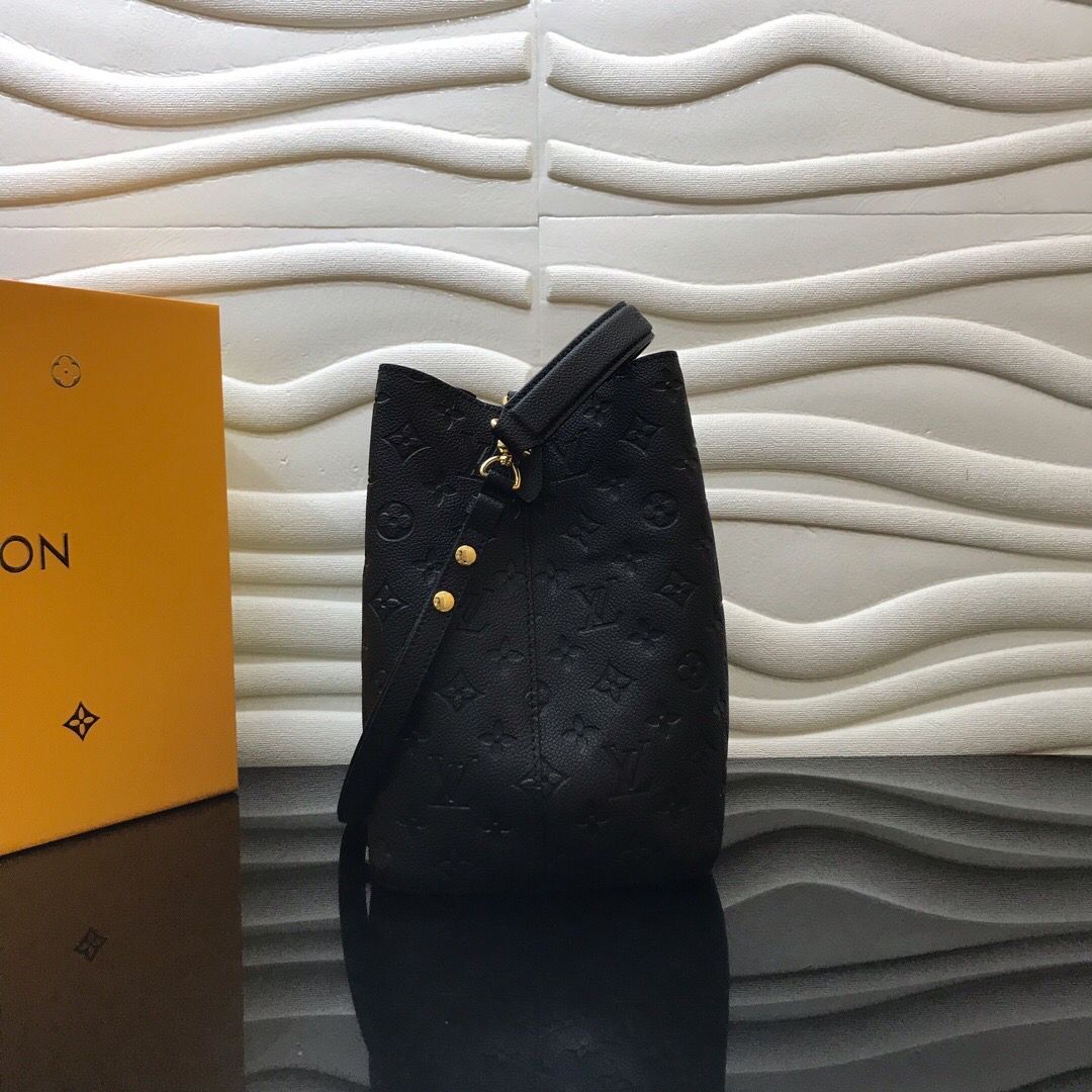 Luxury LV Neonoe MM