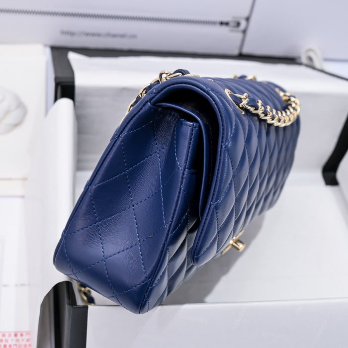 CC Classic Flap - Royal Blue