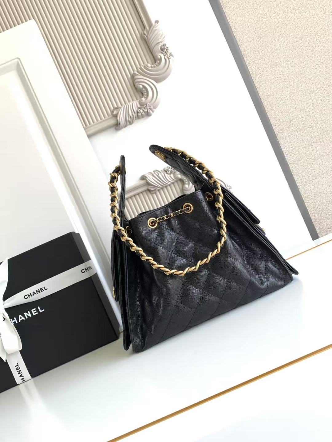 CC 25 Handbag - Black