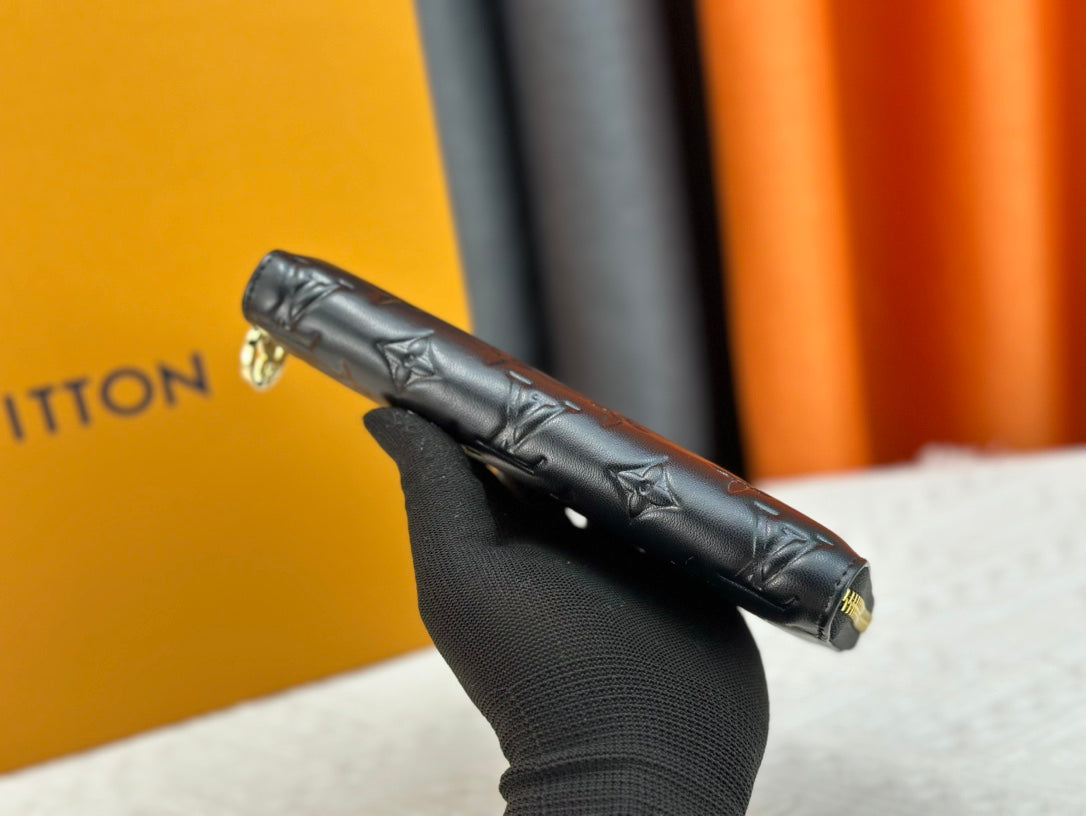 Luxury LV Zippy Wallet Vertical