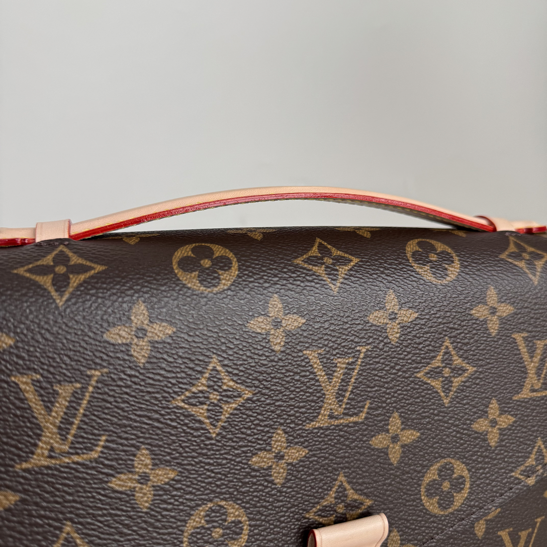 Luxury LV Pochette Crossbody Bag- Brown