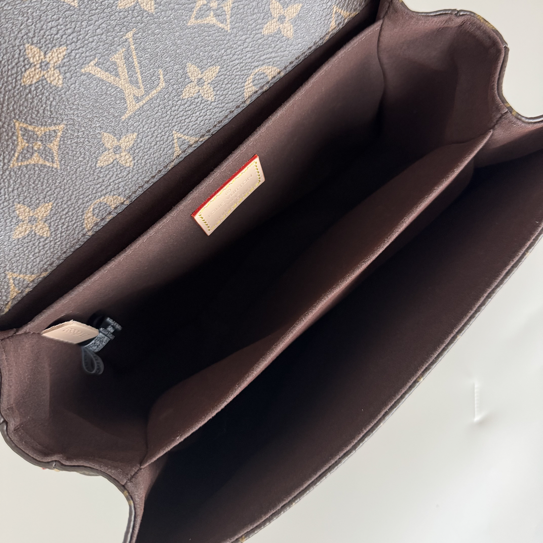 Luxury LV Pochette Crossbody Bag- Brown