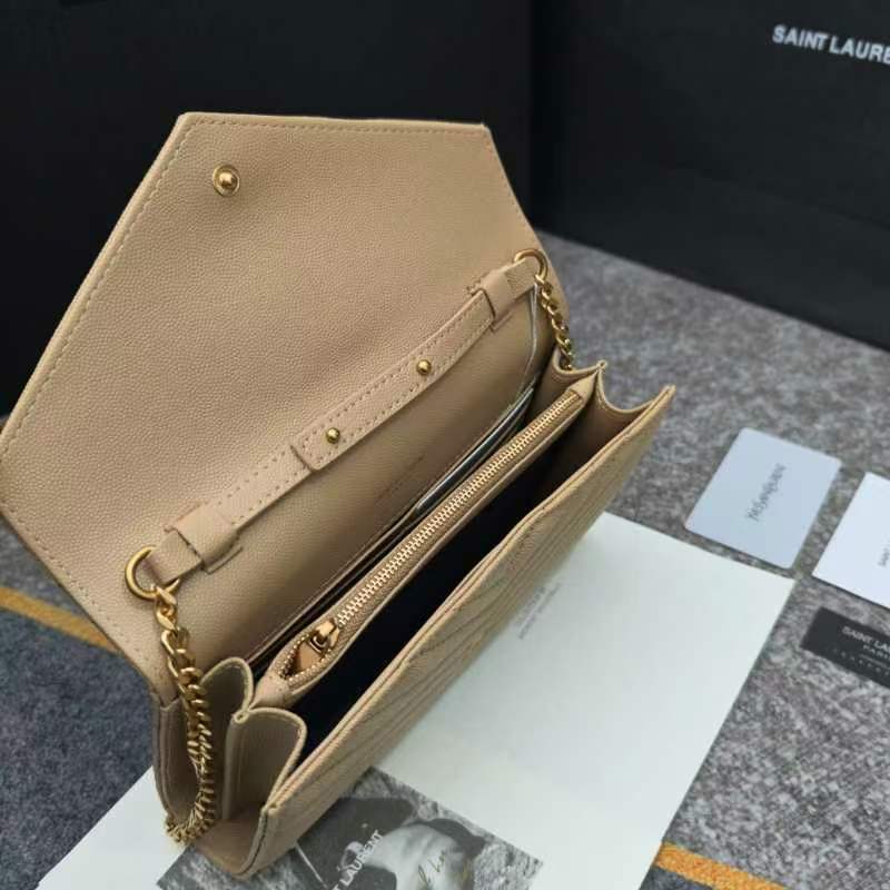Saint L Cassandre Envelope - Dust Beige