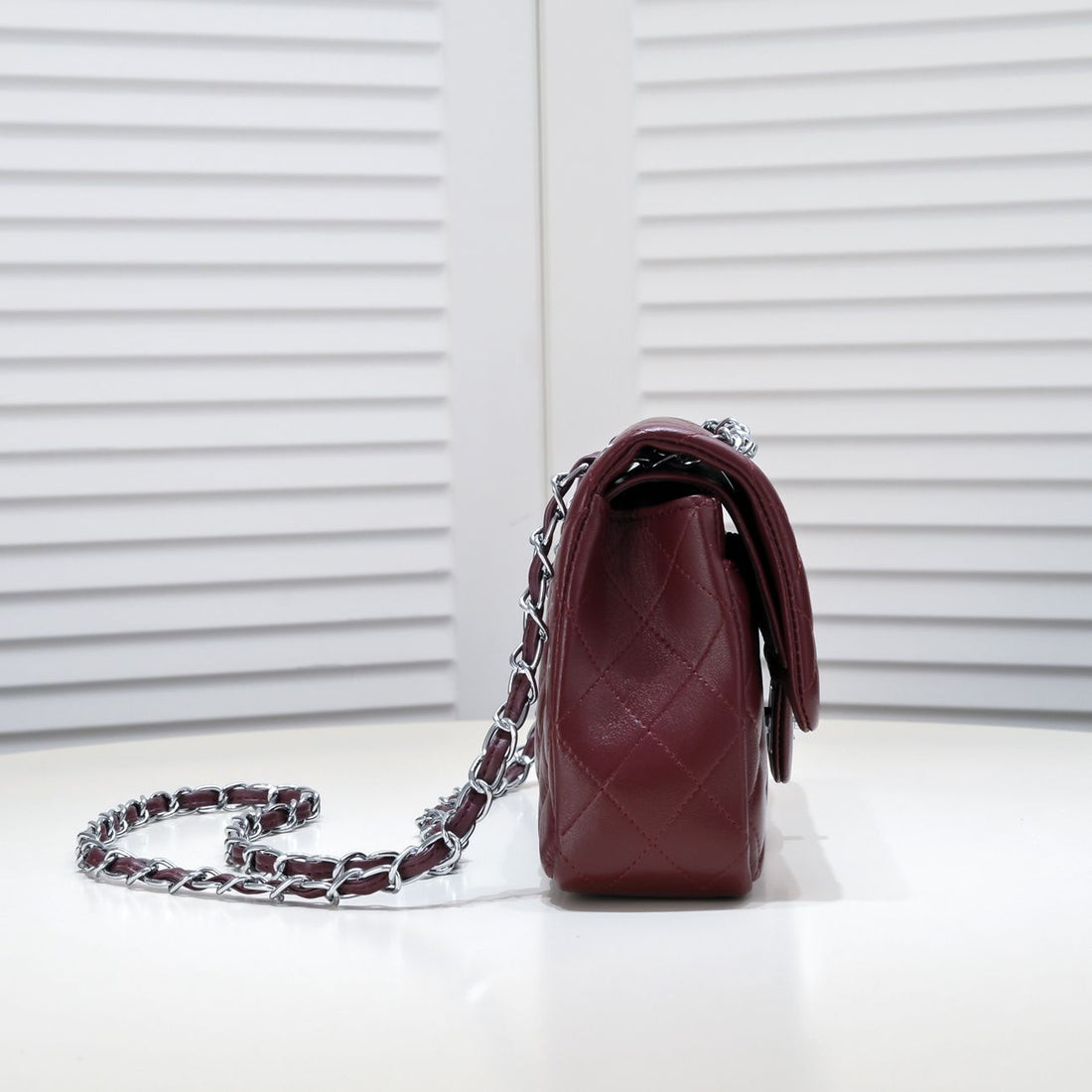 CC Classic Flap - Dark Red