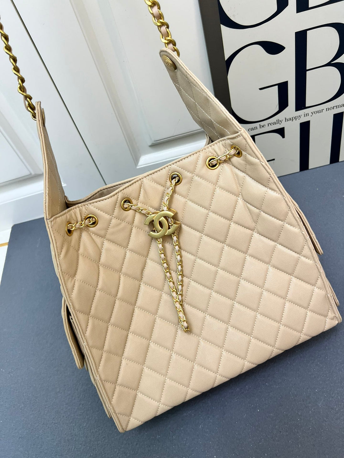 CC 25 Handbag - Beige