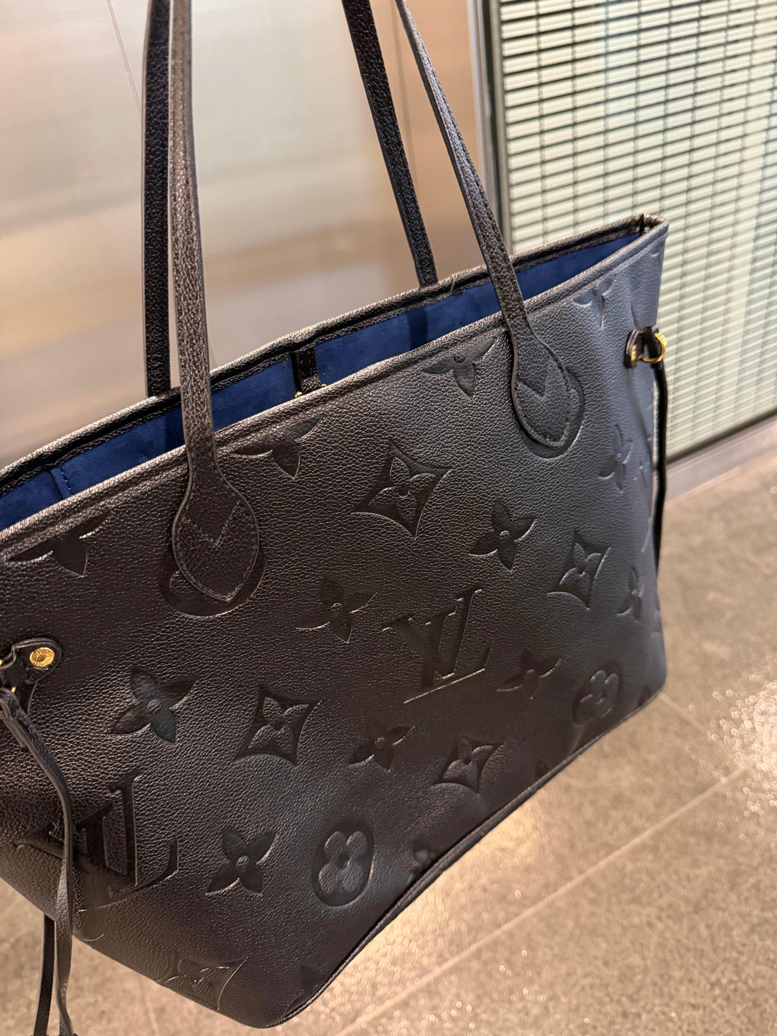 Luxury LV Neverfull Black Embossed
