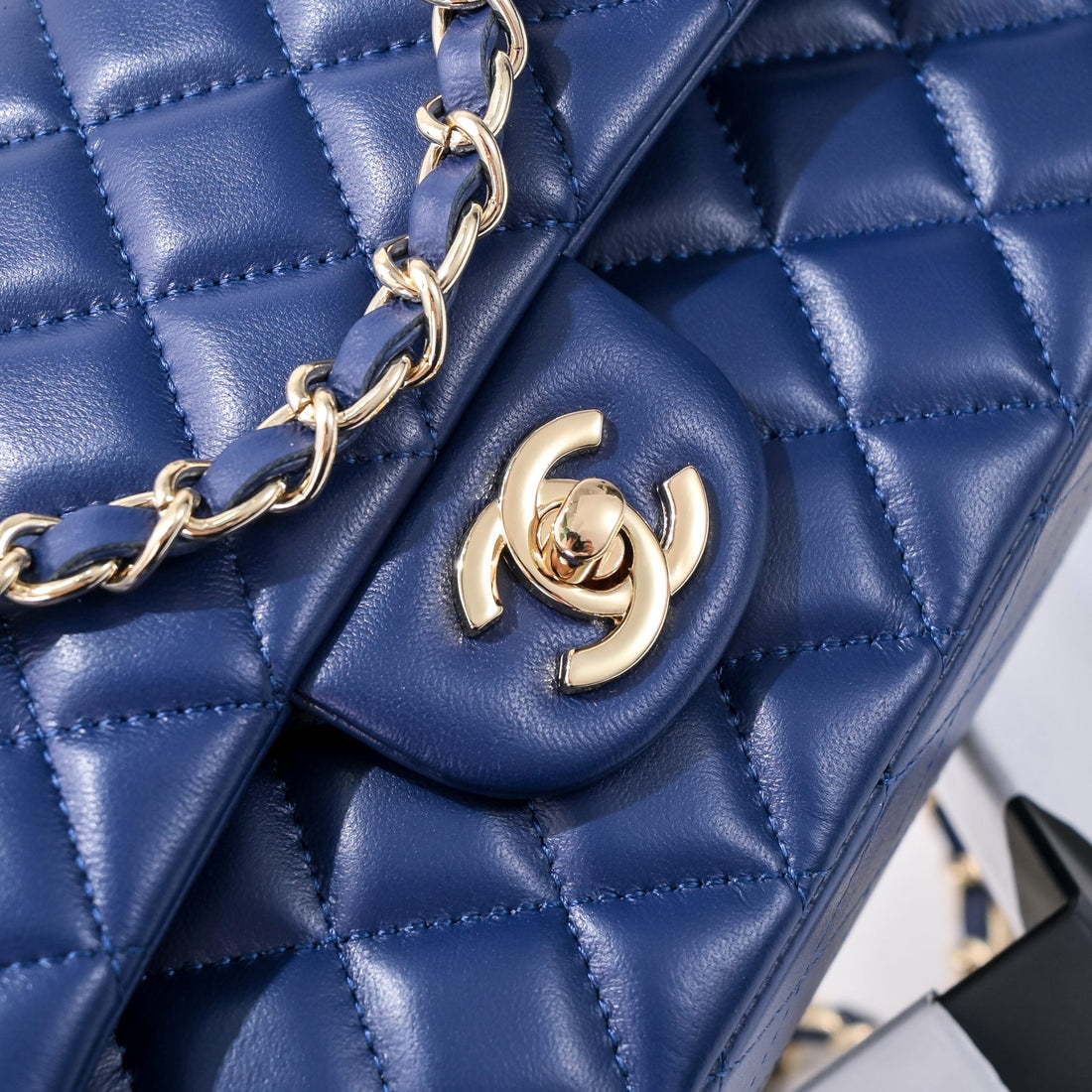 CC Classic Flap - Royal Blue