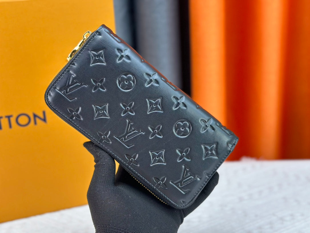 Luxury LV Zippy Wallet Vertical