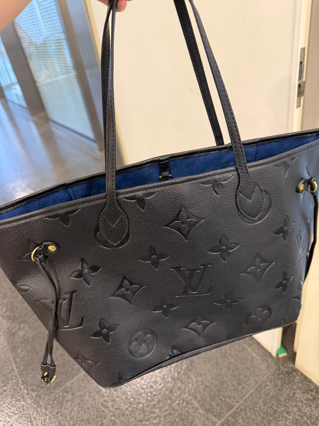Luxury LV Neverfull Black Embossed