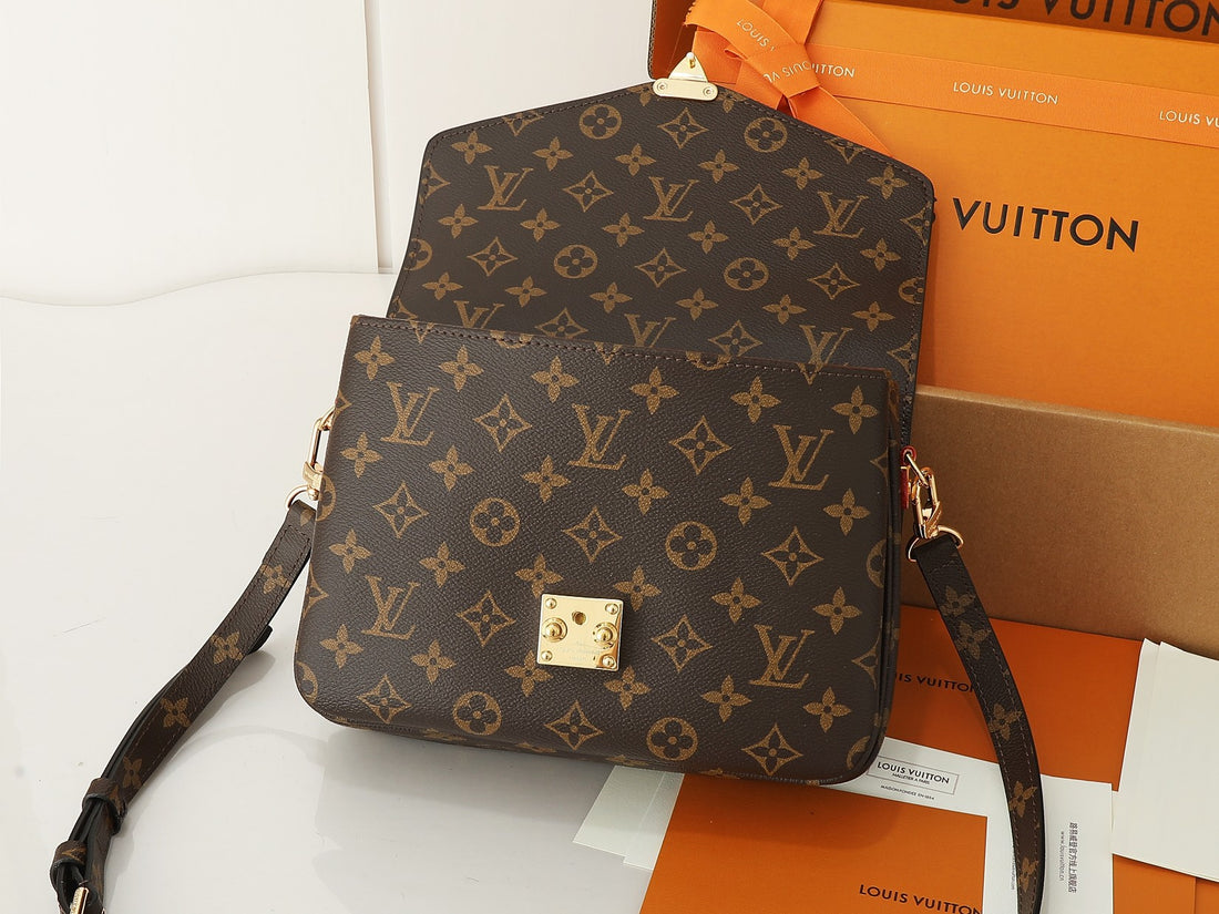 Luxury LV Pochette Crossbody Bag- Brown