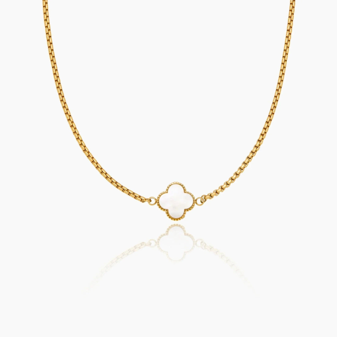 Clover Necklace with Pearl